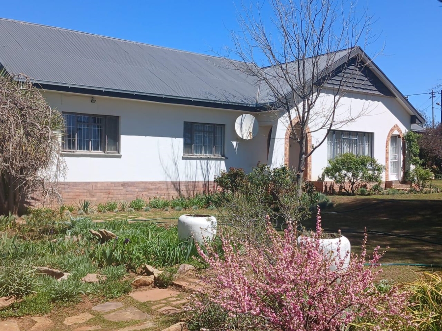 4 Bedroom Property for Sale in Burgersdorp Eastern Cape
